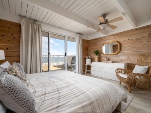 beachwalk7-33-bedroom-2.jpg
