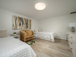 beachwalk7-39-bedroom-4.jpg