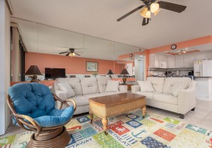 goldensands518-15-living-area.jpg