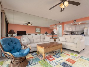 goldensands518-15-living-area.jpg