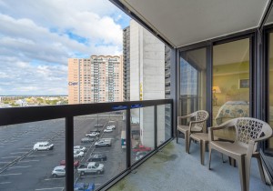 goldensands518-25-balcony.jpg