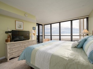 goldensands518-7-primary-bedroom.jpg