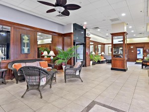 lobby-lana-2.jpg