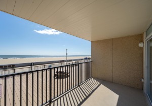 regency-10-balcony.jpg