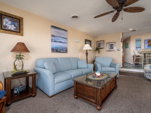 regency1-12-living-area.jpg