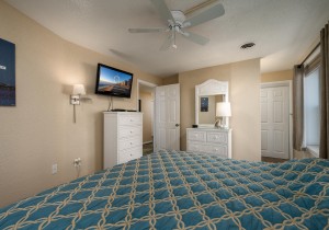 regency1-15-primary-bedroom.jpg