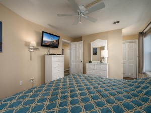 regency1-15-primary-bedroom.jpg