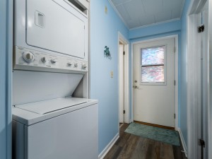 geaorgetown201-19-laundry.jpg