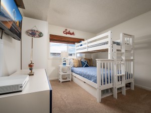 tiffaniebythesea318d-15-bedroom-2.jpg
