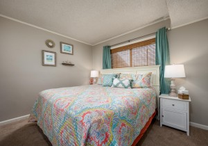tiffaniebythesea318d-18-primary-bedroom.jpg