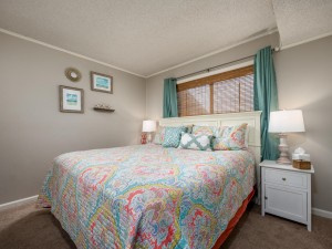 tiffaniebythesea318d-18-primary-bedroom.jpg
