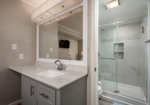 tiffaniebythesea318d-20-primary-bath.jpg