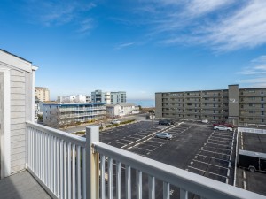 tiffaniebythesea318d-5-view.jpg