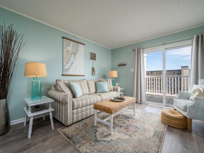 tiffaniebythesea318d-6-living-area.jpg