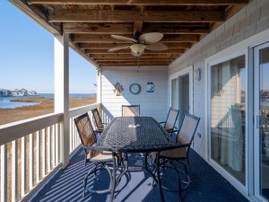 ihh133h-4-balcony.jpg