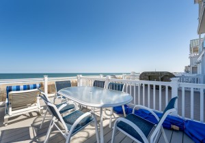 whitesandsvillage17-19-lower-balcony.jpg