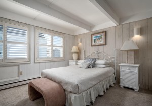 whitesandsvillage17-25-lower-bedroom.jpg