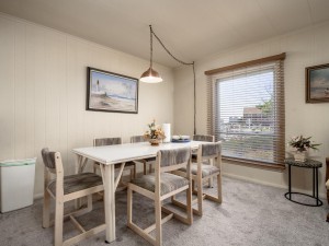 gullwayth2812-19-dining-area.jpg