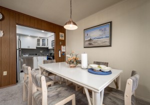 gullwayth2812-22-dining-area.jpg