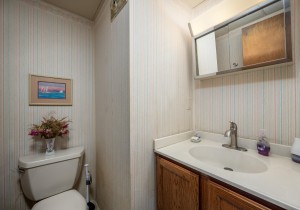 gullwayth2812-32-half-bath.jpg