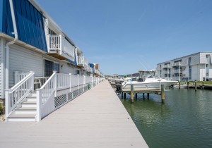 gullwayth2812-5-dock-area.jpg