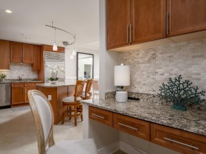 gateway1707-11-kitchen.jpg