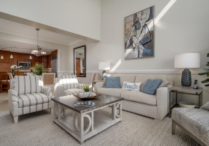 gateway1707-18-living-area.jpg