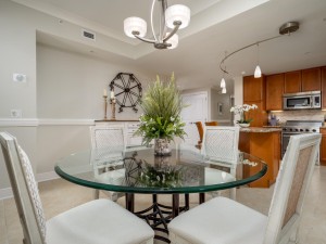 gateway1707-19-dining-area.jpg