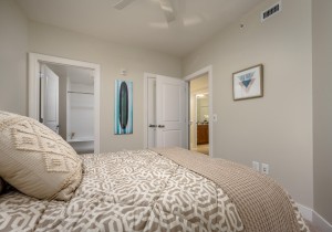 gateway1707-25-bedroom-3.jpg