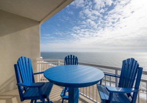 gateway1707-5-balcony.jpg