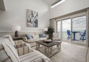 gateway1707-6-living-area.jpg