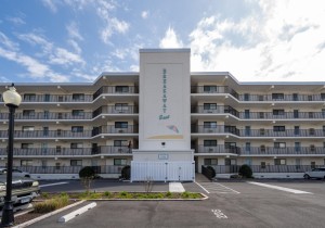breakaway107-11-exterior.jpg