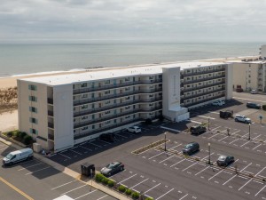 breakaway107-7-exterior.jpg