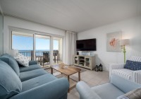 breakawayeast501-7-living-area.jpg