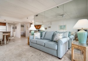sungate203-16-living-area.jpg