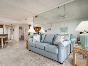 sungate203-16-living-area.jpg