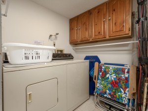 sungate203-24-laundry.jpg