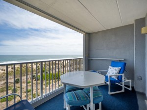 sungate203-7-balcony.jpg