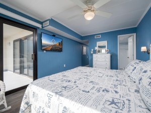 summersea2m-18-primary-bedroom.jpg