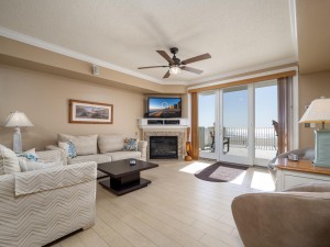 southbeach202-11-living-area.jpg