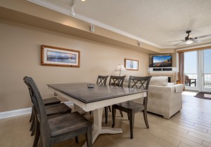 southbeach202-13-dining-area.jpg