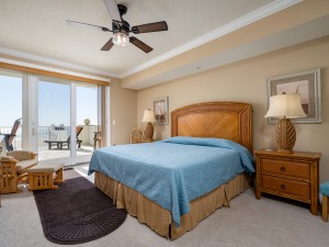 southbeach202-16-primary-bedroom.jpg