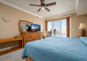southbeach202-17-primary-bedroom.jpg
