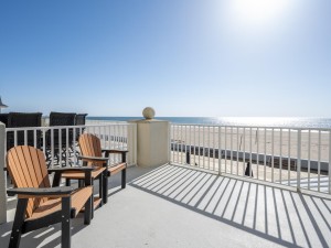 southbeach202-2-balcony.jpg