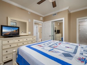 southbeach202-24-bedroom-2.jpg