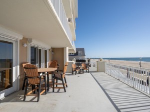 southbeach202-5-balcony.jpg