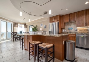 gateway309cr-10-kitchen.jpg