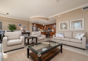 gateway309cr-14-living-area.jpg