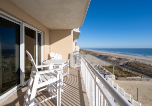 gateway309cr-2-balcony-and-view-north.jpg