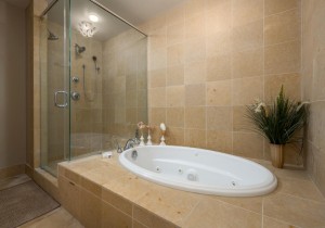 gateway309cr-21-primary-bath.jpg